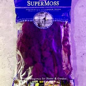 NWT Super Moss Decorative Purple Reindeer Preserved Moss 2oz